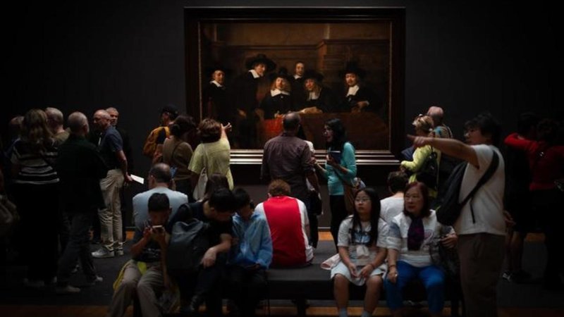 25 Perfectly Artistic Photographs Two photos.
