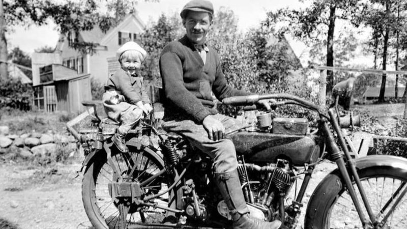 Two photos from the 1920s.