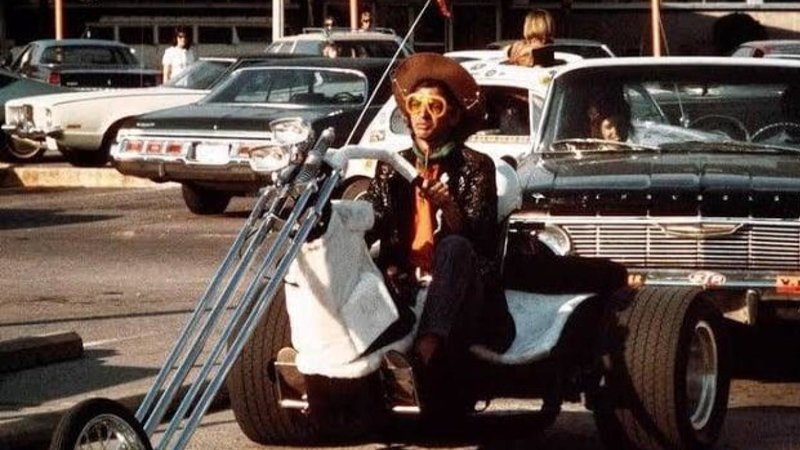 Two photos of celebrities.