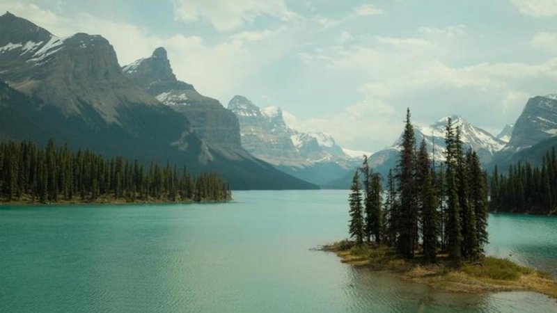 Two landscape photos.