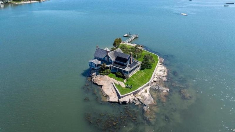 Two photos of homes for sale.