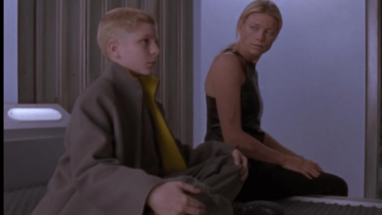 24 Small Parts Famous Actors Played Before Making It Big | Know Your Meme