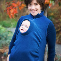 Peekaru (Baby Snuggie)