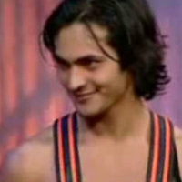 How Can She Slap? Contestant Ravi Bhatia smiling