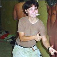 Lynndie England Pose