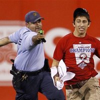 Phillies Tased Fan