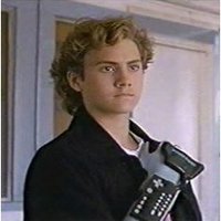 I Love The Power Glove. It's So Bad.