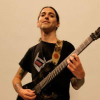 331Erock / Eric Calderone guy playing guitar