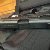 Jeb Bush's "America" Gun Tweet