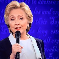 #HillaryFly #HillaryFly