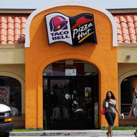 Combination Pizza Hut and Taco Bell Combination Pizza Hut and Taco Bell