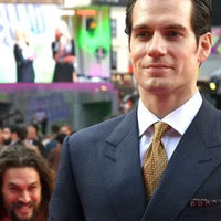 Jason Momoa Sneaks Up on Henry Cavill Jason Momoa Sneaks Up on Henry Cavill