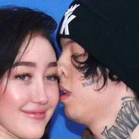 Lil Xan Kissing Noah Cyrus