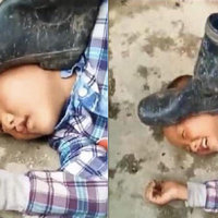 Pressing a Boot on Your Own Head