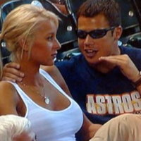 Bro Explaining Bro / guy explaining meme.