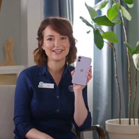 Lily From AT&T / Milana Vayntrub ad for AT&T of a saleswoman showing a phone
