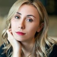 Caitlin Reilly (@itscaitlinhello)