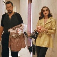 E-girl & Her Podcaster Boyfriend adam sandler and julia fox in the film uncut gems