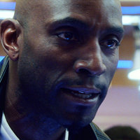 Why the Fuck Would You Show It to Me if I Can't Have It meme format depicting Kevin Garnett, frustrated to be denied something he's been shown that he can't have, from the movie uncut gems.