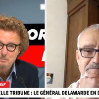 Qui? / Claude Posternak's Interview To Dominique Delawarde Qui? / Claude Posternak's Interview To Dominique Delawarde