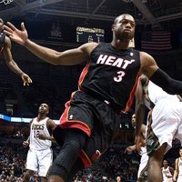 Wade-LeBron's Dunk Picture Wade and LeBron Dunk Picture meme format depicting Dwayne Wade and LeBron James dunking a basketball during a Miami heat game.