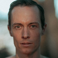 Owen Gray portrait photo.