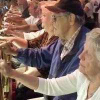 old people slot machines las vegas