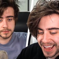 Cellbit is Brazilian streamer popular for its RPG live-streams at Twitch.