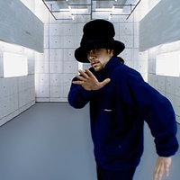 What Is 'Jamiroquai Grab'? The New Jamiroquai Meme Explained - Related ...