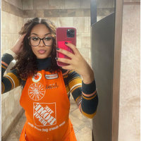 Home Depot Girl Ariana Josephine taking selfies in a mirror.