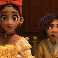 Corn plate meme depicting the character Dolores from the 2021 animated film Encanto holding a plate of corn in her hands.