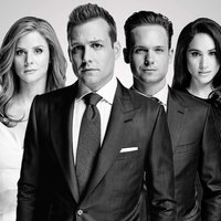 A promo image depicting the main cast from the tv show suits.