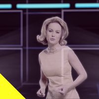 Brie Larson Singing Nicki Minaj as Lesley Gore