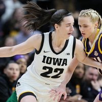 caitlin clark cooking hailey van lith