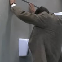 Mr Bean Sex Jackass viral video.