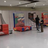 Philippines pokeverse event fail depicting images of games at the convention.