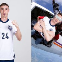 Cole Palmer England Euros photoshoot meme and example image.