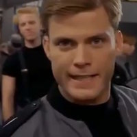 I'm From Buenos Aires and I Say Kill Them All / I'm From Buenos Aires and I Say Kill 'Em All meme depicting Rico in Starship Troopers.