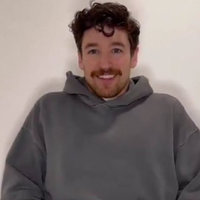 Hole_Next_Door / HoleNextDoor / Twitter Hole Guy