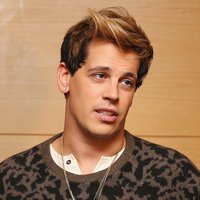 Milo Yiannopoulos Detained By ICE image example.