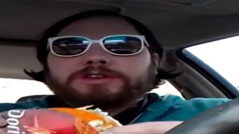 Taco Bell Dorito Taco Review