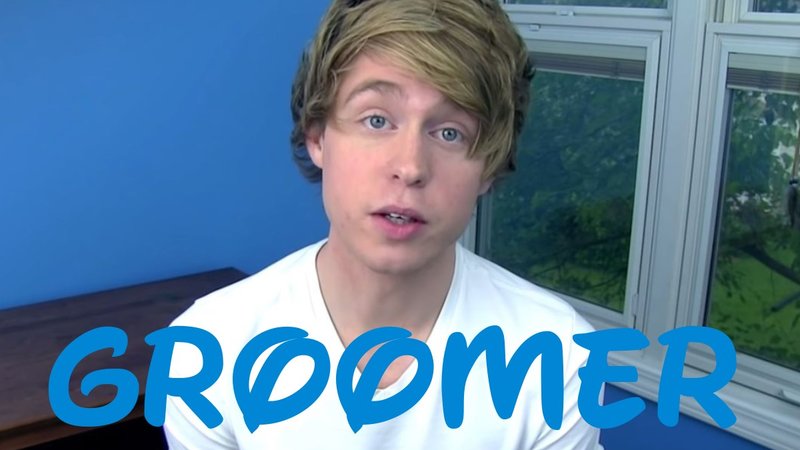 Groomer meme depicting an image of Austin Jones.