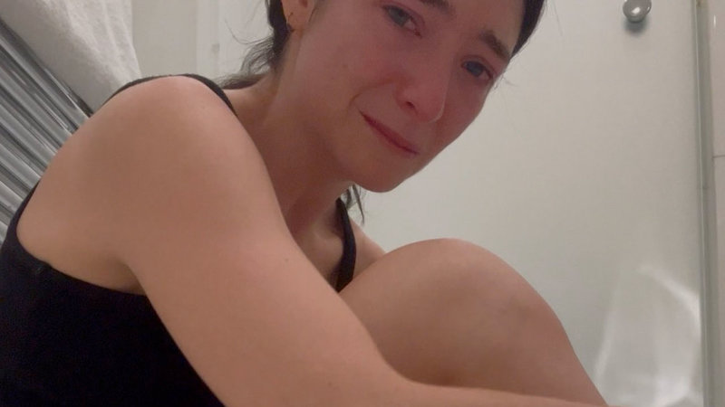 Lorde Crying meme.