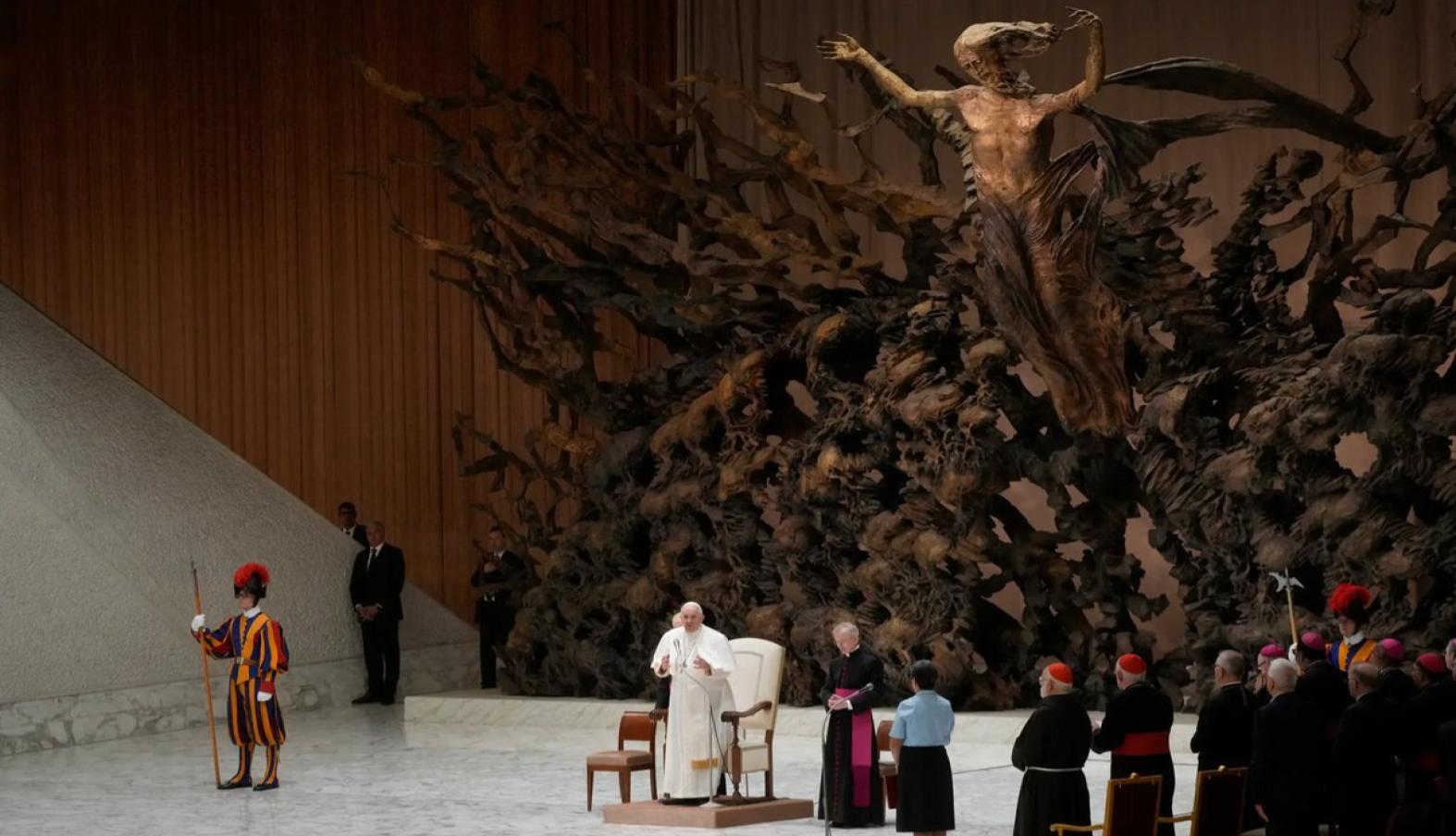 Vatican Snake Room Know Your Meme