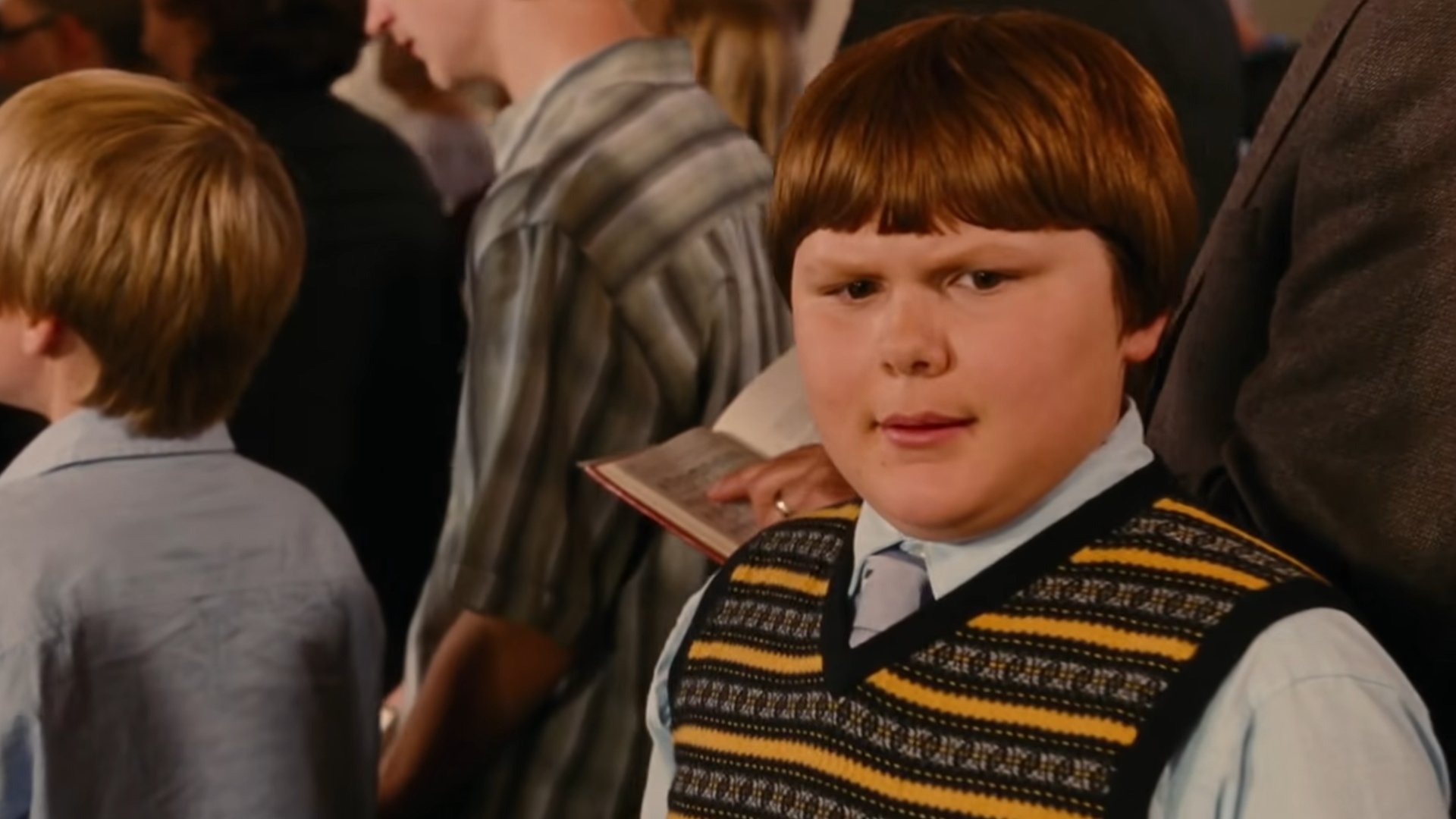 Diary Of A Wimpy Kid Looking Down Gif The Tube