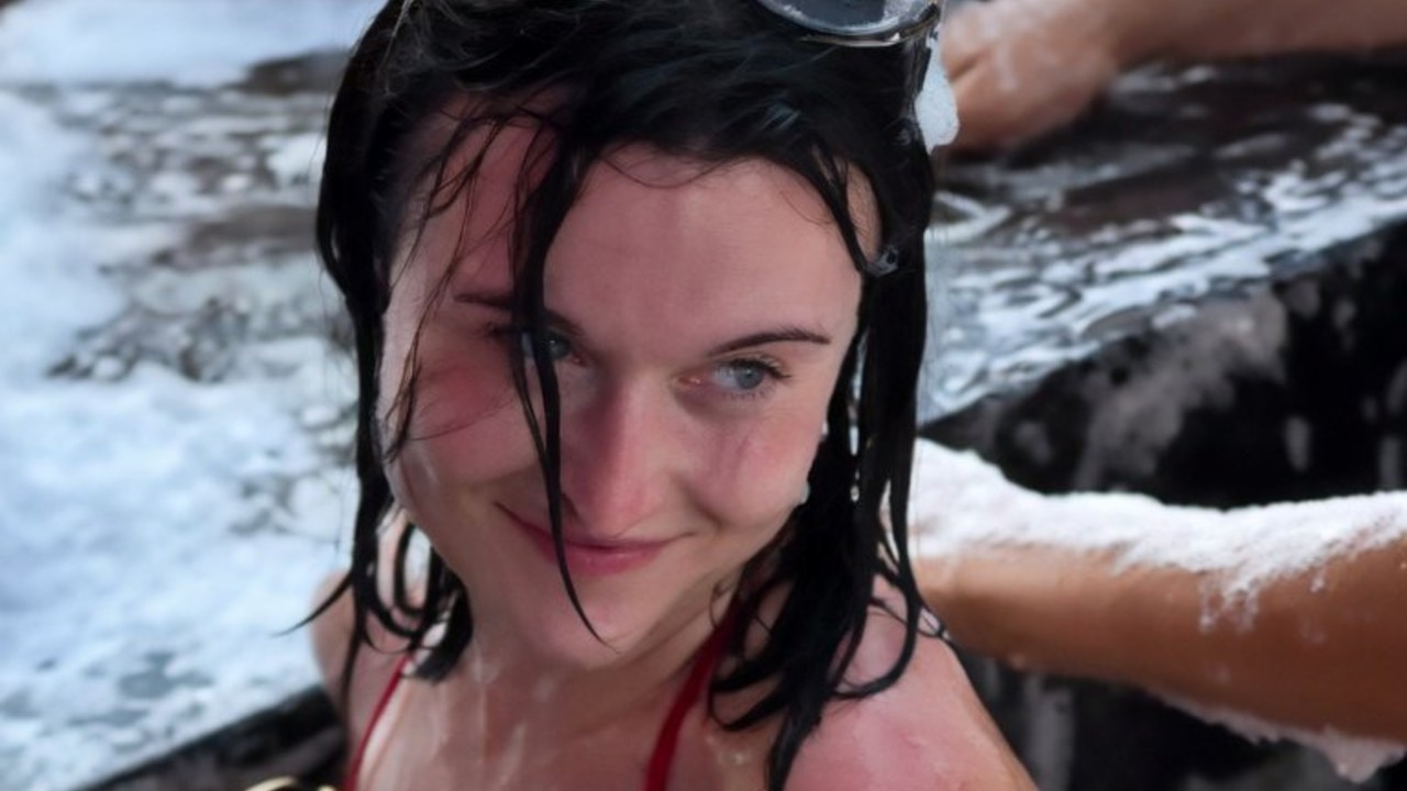 Foam Party Girl / Goddamnitdonut Look and Bounce Video