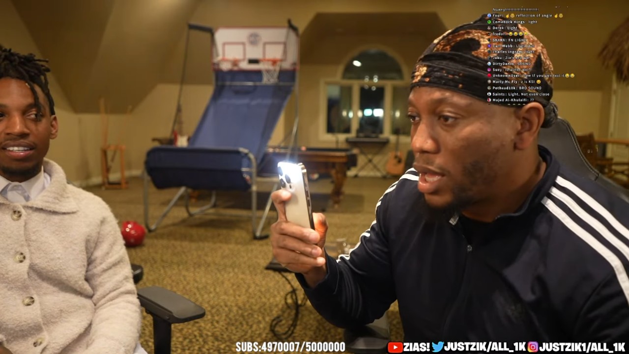Zias and B.Lou's sound-vs-light test, immortalized
