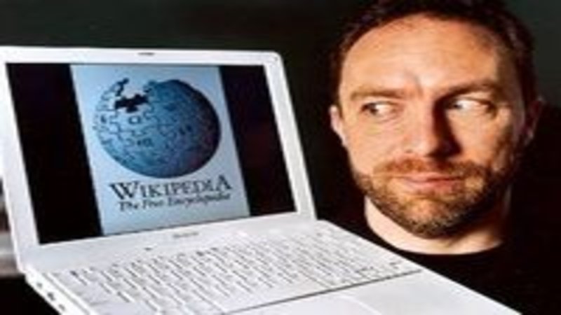 Jimmy Wales Sees All