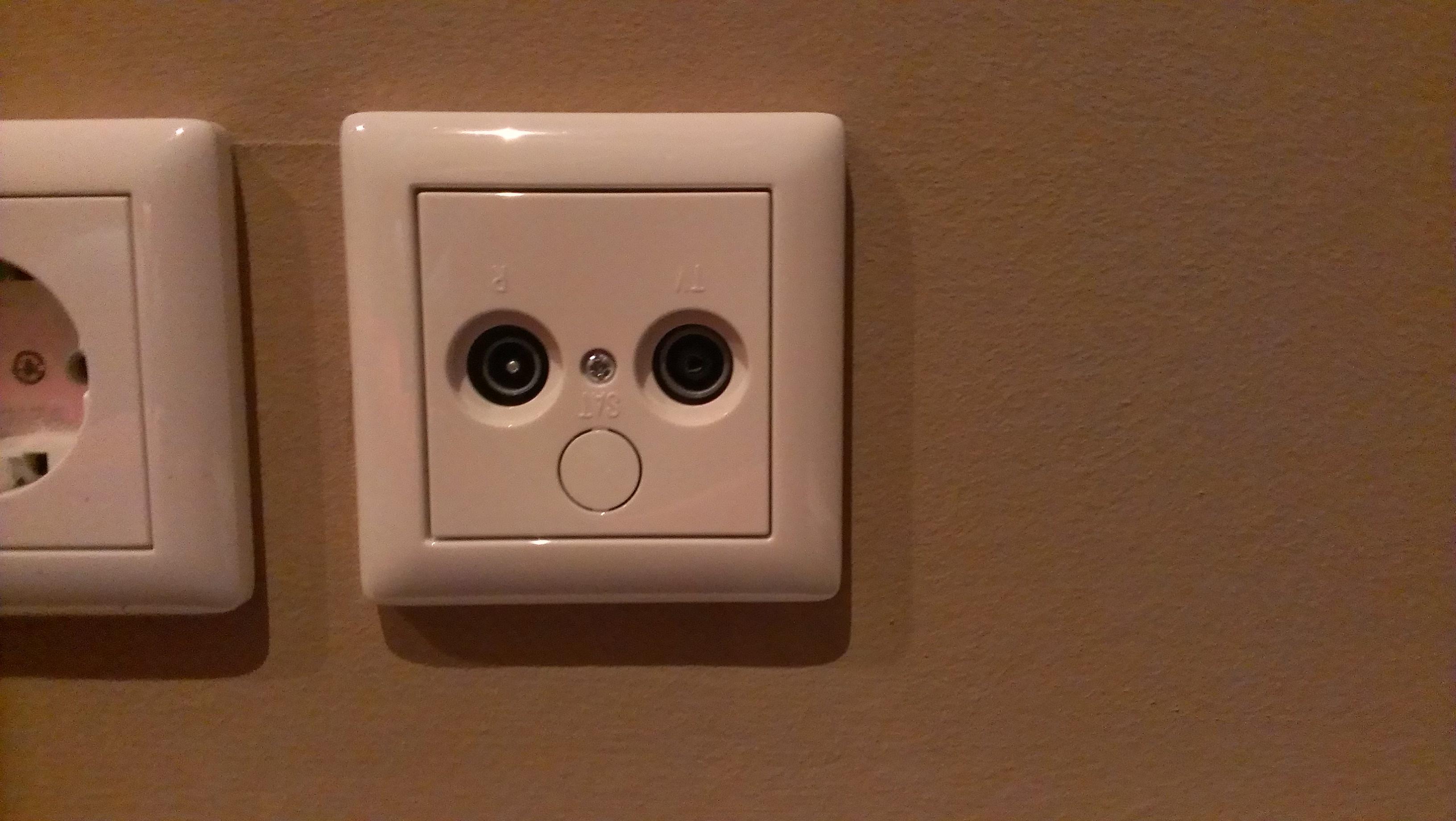 shocked plug socket Pareidolia Know Your Meme