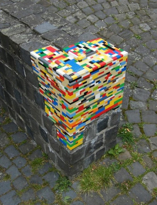 Lego Wall Repair Oddly Satisfying Know Your Meme